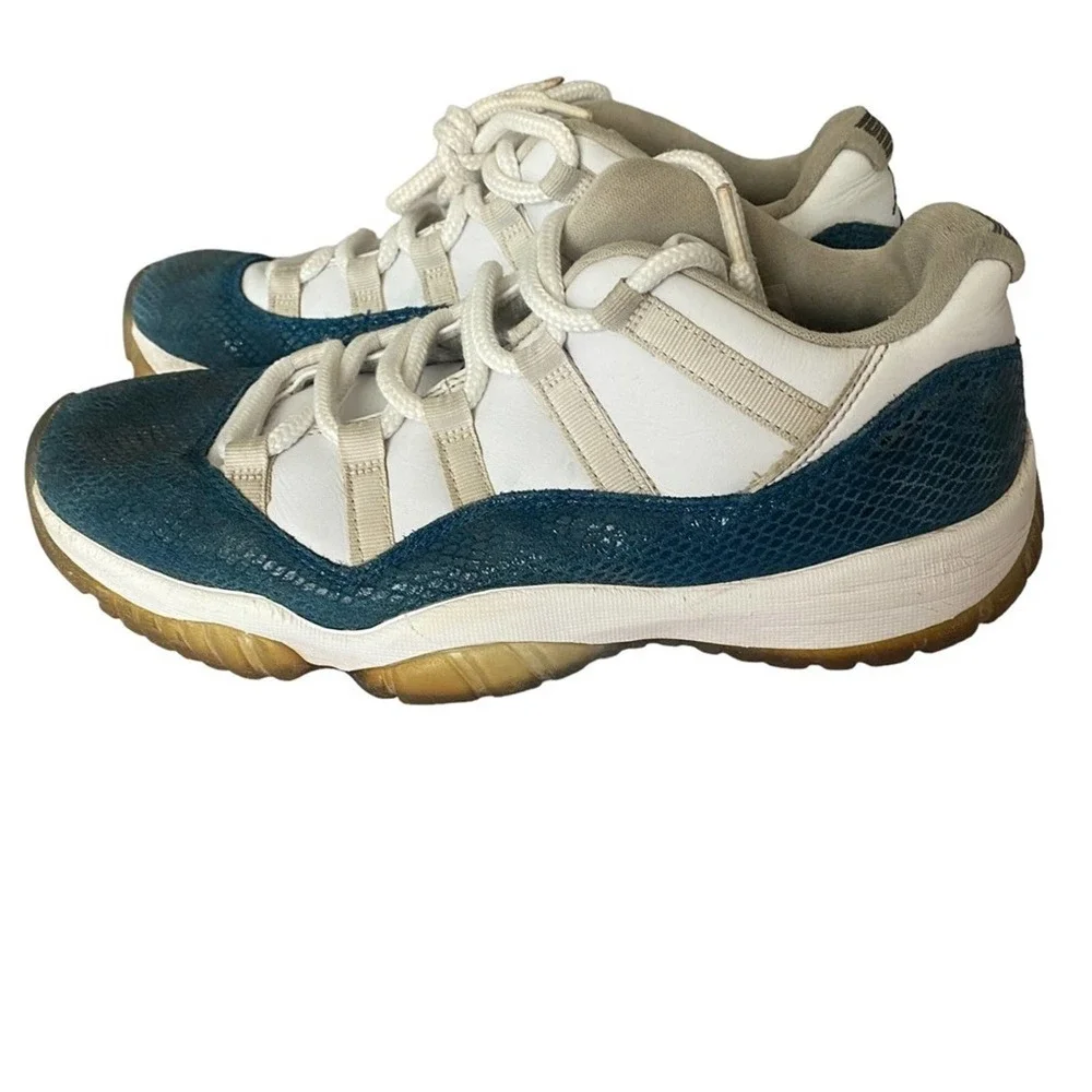 Nike Air Jordan 11 Low Snake skin Navy (2019) size 9 mens
